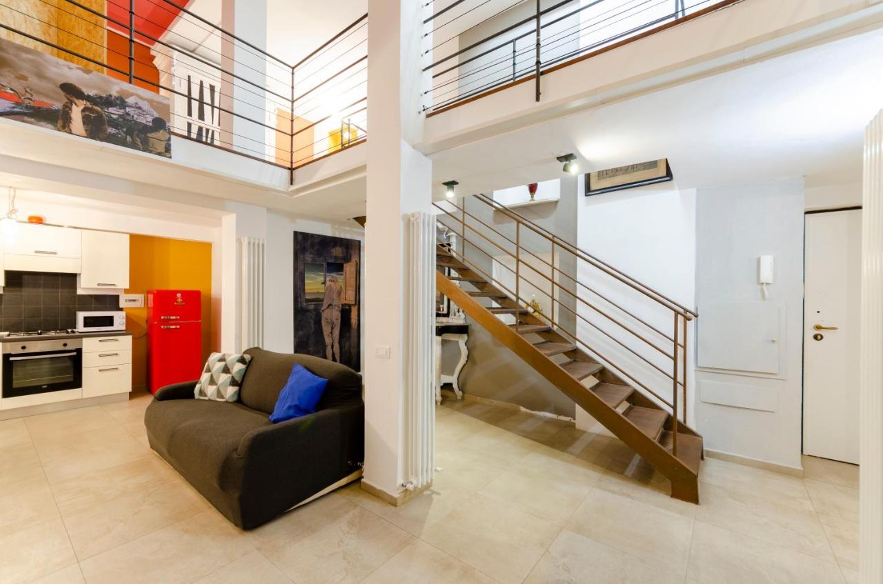 Joivy Vibrant Open-plan Apt For 6 In Historic Centre Apartment Genoa