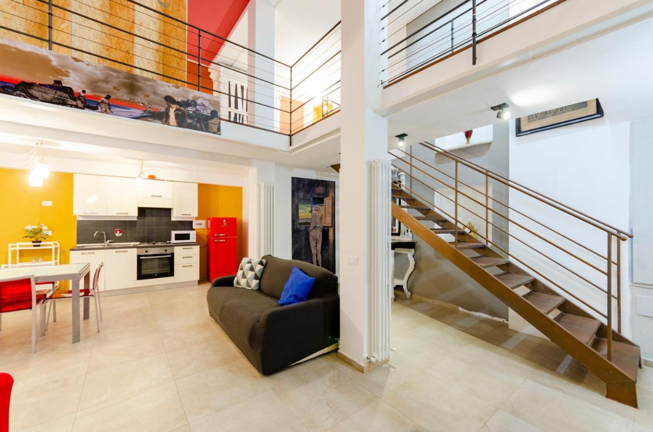 Joivy Vibrant Open-plan Apt For 6 In Historic Centre Apartment Genoa